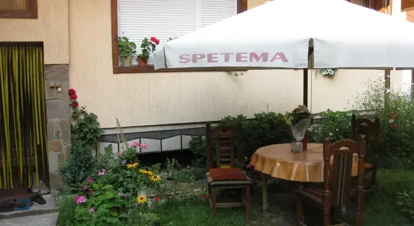 Банско: Pidovi Guest House