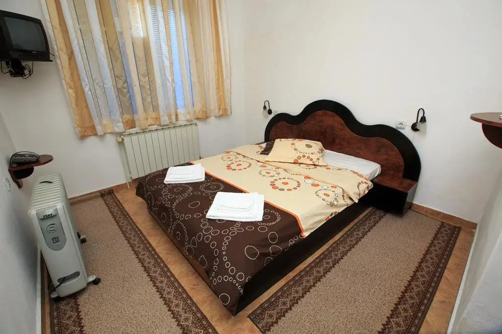 Симитли: Kareliya Complex