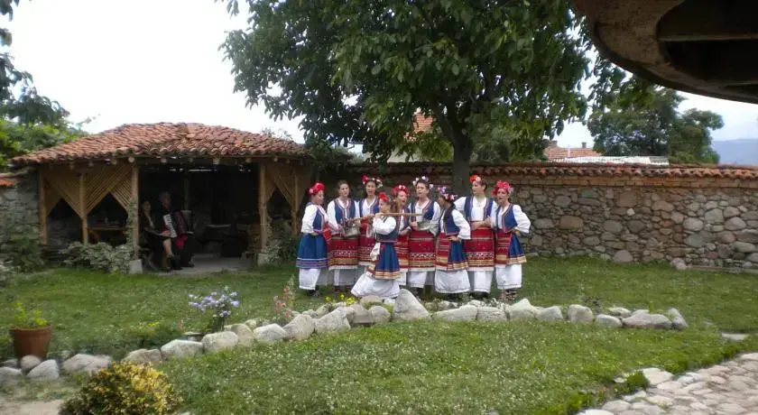 Троян: Guest House House of Crafts