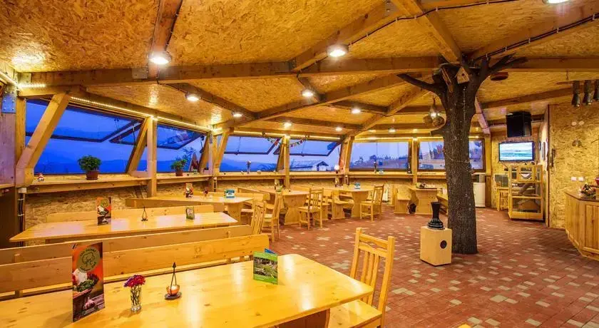 Разлог: Debeli Dab Eco Village