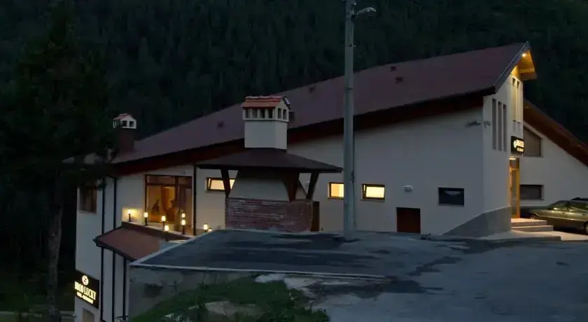 Чепеларе: Hotel Brod Lucky