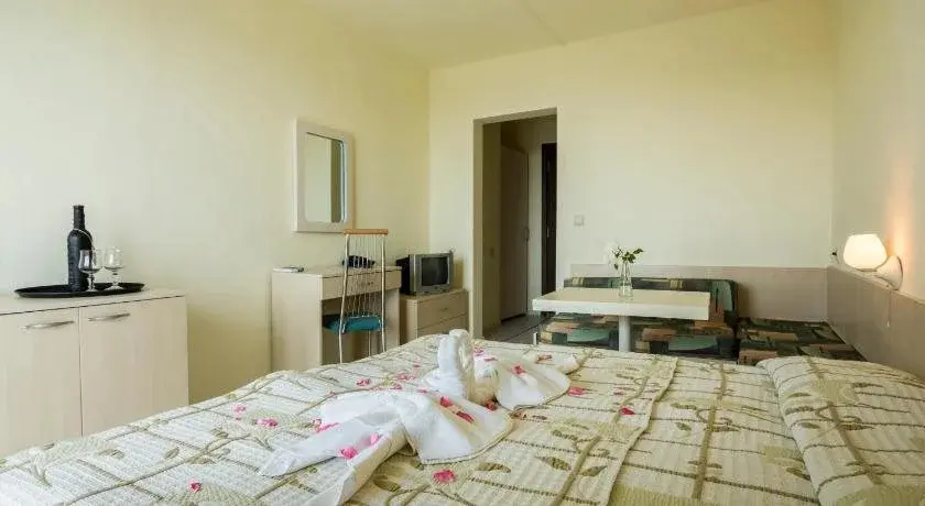 Солнечный берег: Hotel Svejest