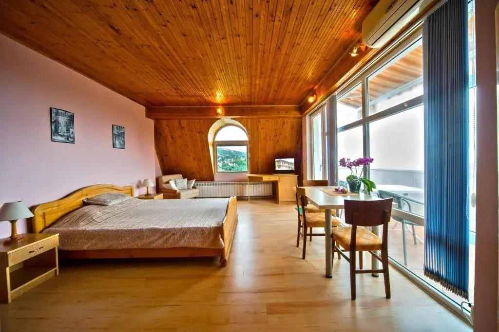 Балчик: Guest House Spiro