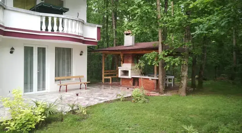 Приморско: House Jeanettes