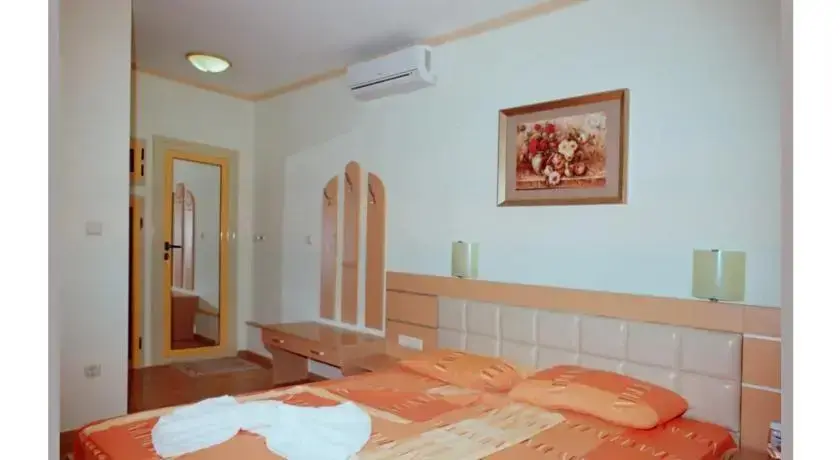 Поморие: Hotel Apart