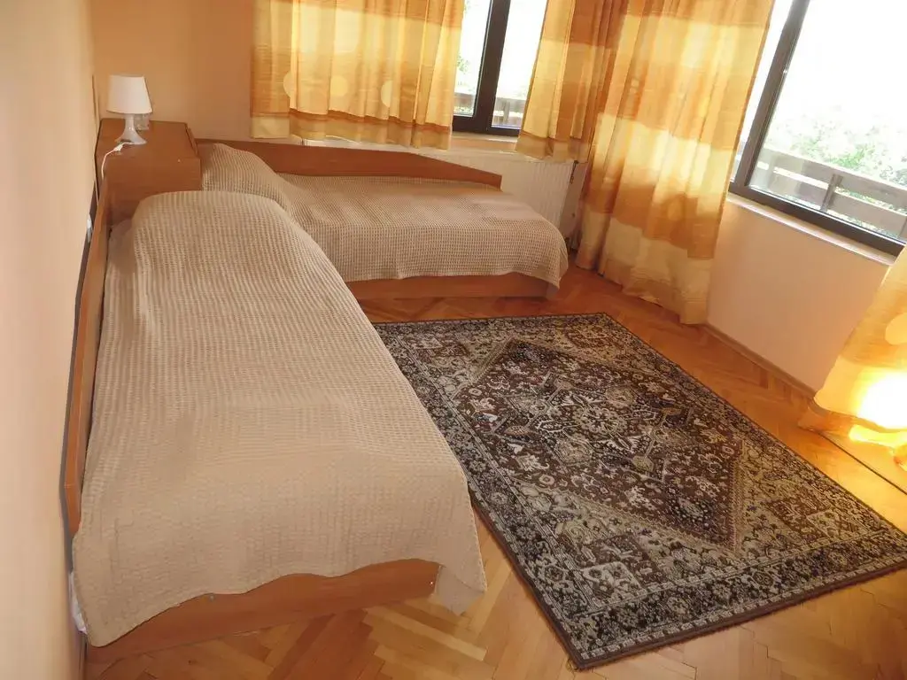 Боженци: Guest House Daskalov