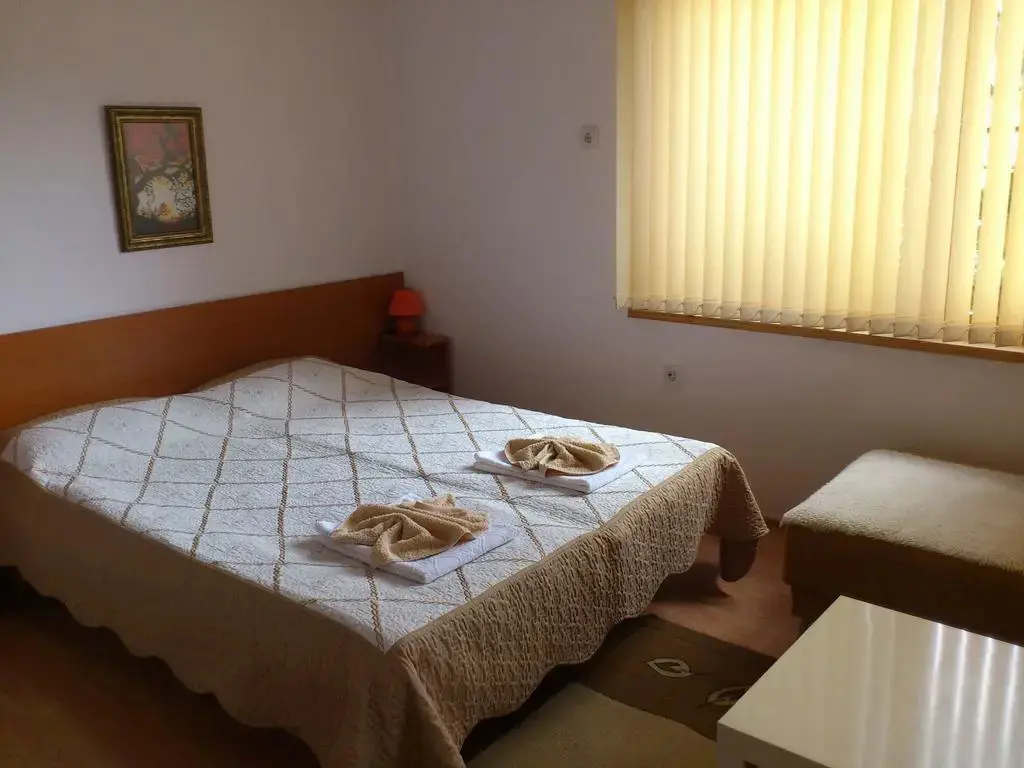 Чепеларе: Guest House Stoletnika