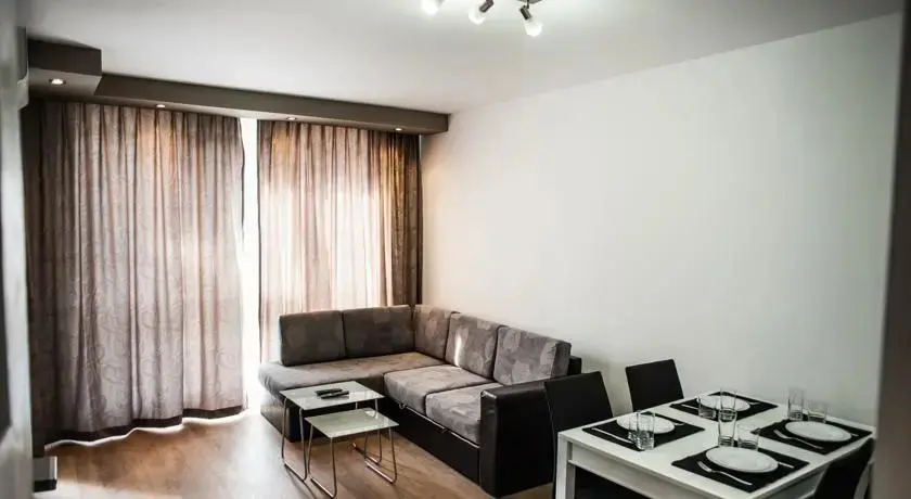 Хисаря: Imperial Garden Apartment