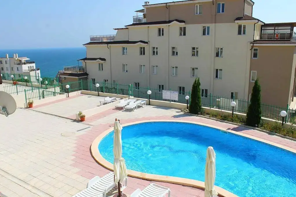 Бяла: Apartment in Sea Breeze Complex Byala
