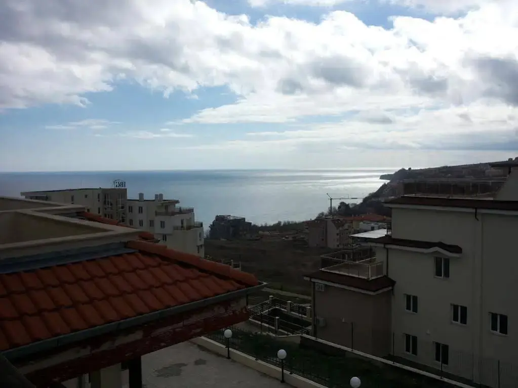 Бяла: Apartment in Sea Breeze Complex Byala
