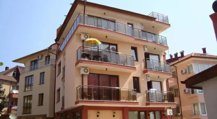 Созополь: Guest House La Rose