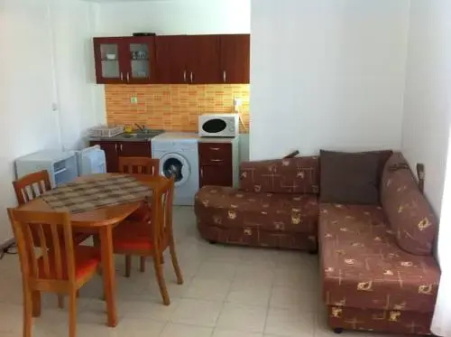 Солнечный берег: Apartments in Green Homes