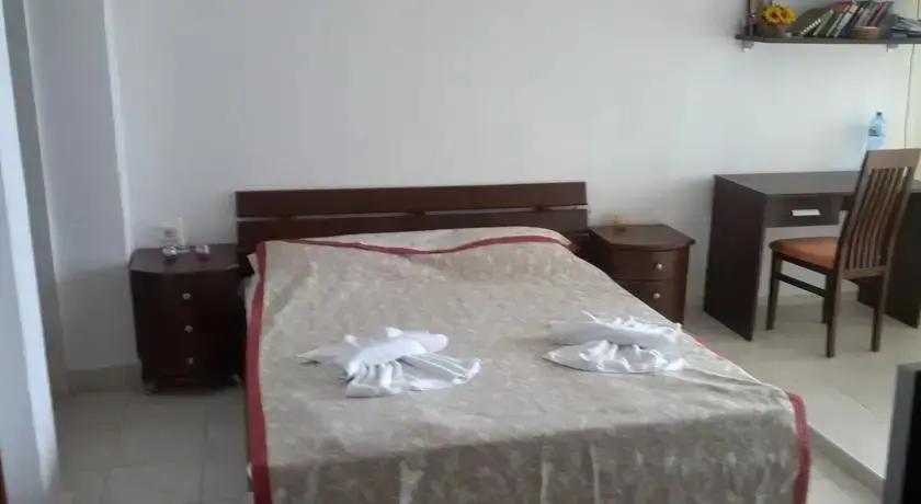 Равда: Guest House Lichevi