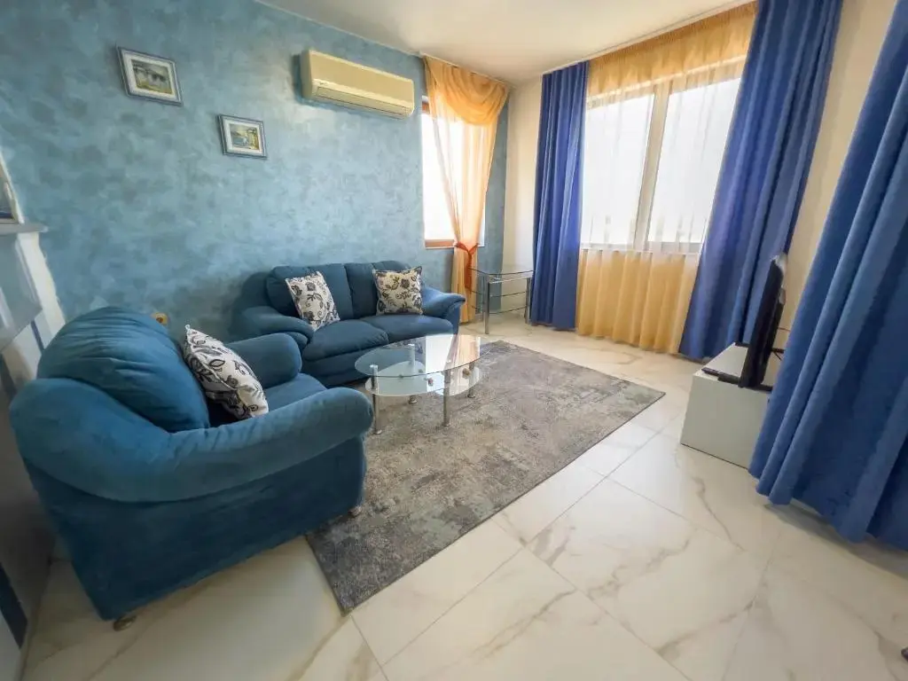 Созополь: Sozopol Apartment with Sea View
