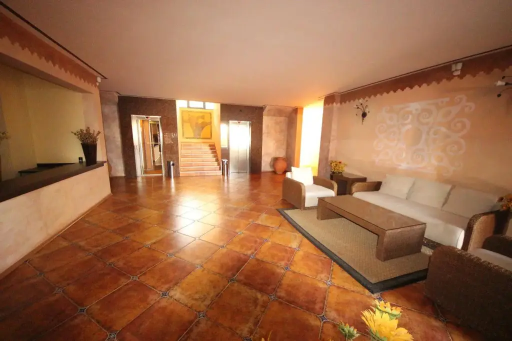 Солнечный берег: Apartment in Villa Bonita Complex