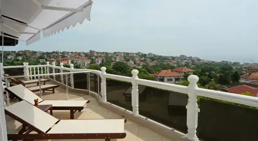 Бяла: Guest House Alla