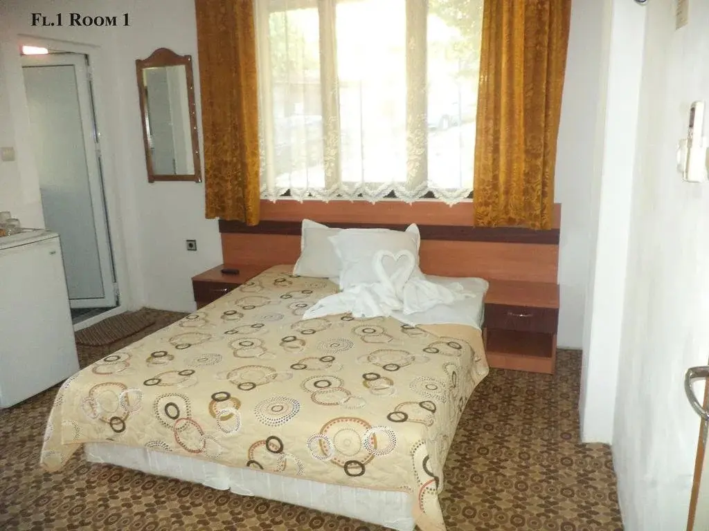 Созополь: Guest House Liliya