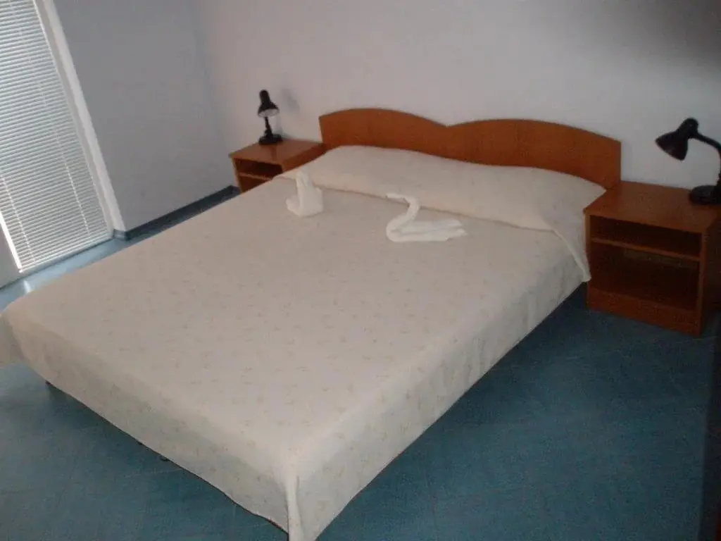 Ахтопол: Family Hotel Maritime