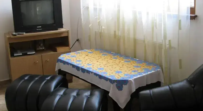 Дупница: Guest House Rosi