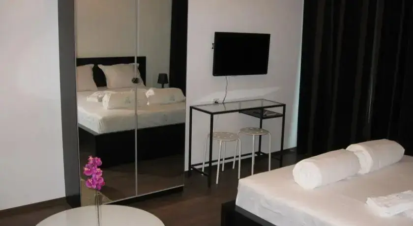 София: MNK Apartment