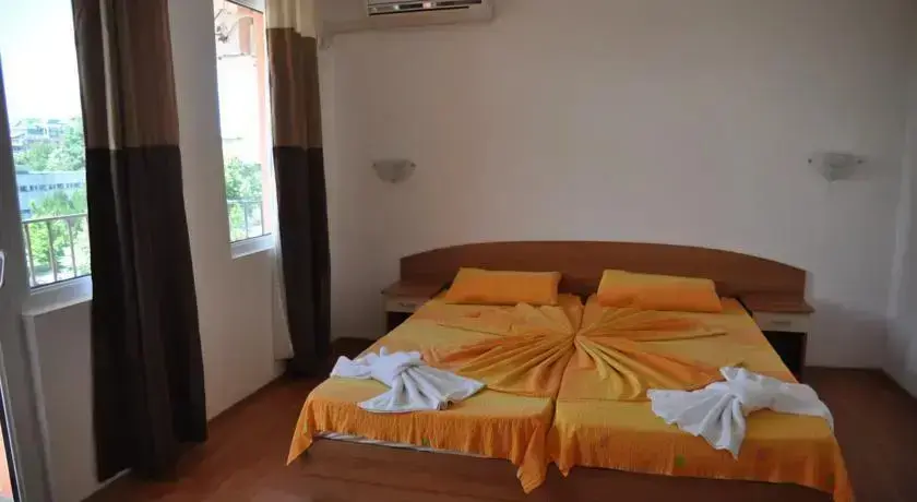 Приморско: Diva House