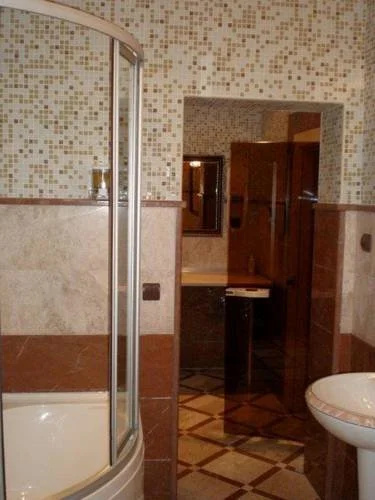 Карджали: Hotel Yazovir Kardhzali
