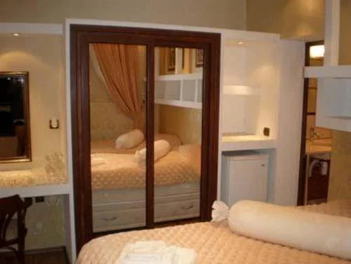Карджали: Hotel Yazovir Kardhzali