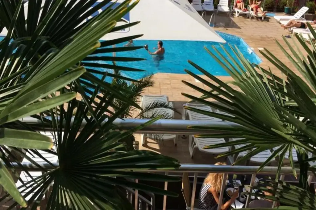 Солнечный берег: Hotel Tm Deluxe Located in Sunny Beach
