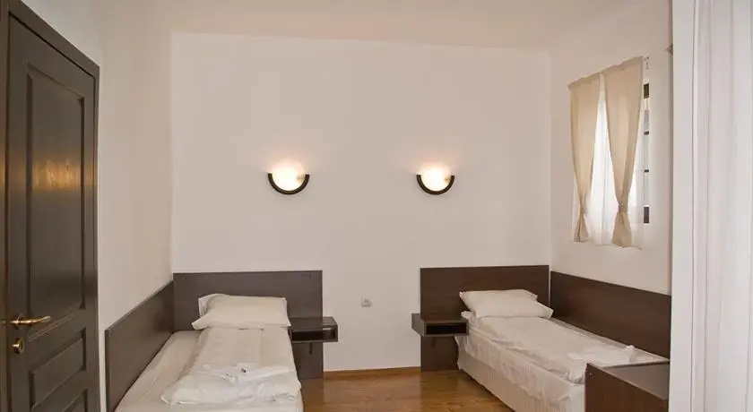 Александрово: Guest House Chateau Medovo