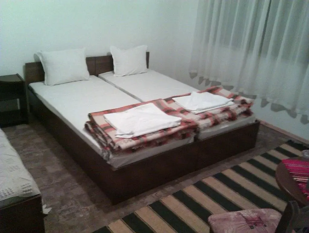Боженци: Hotel Pette Oreha