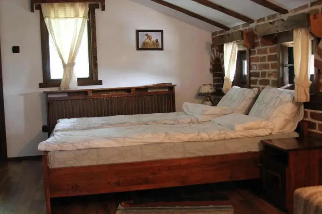 Делчево: Guest House Shapkova Kushta