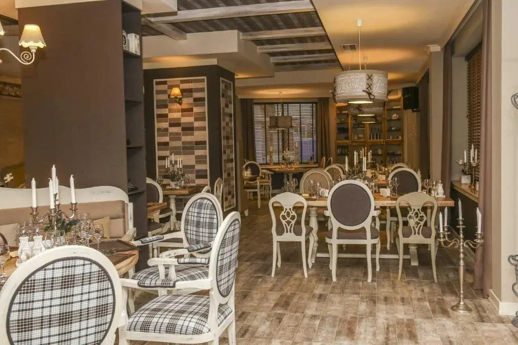 Свиштов: Hotel Nove
