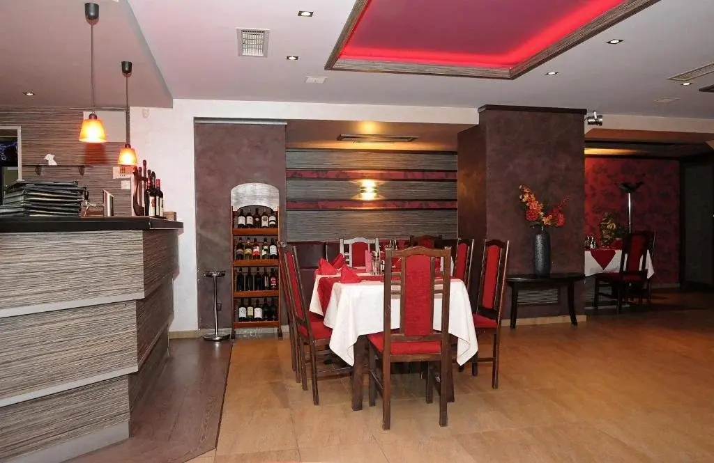Ботевград: Hotel Balkan