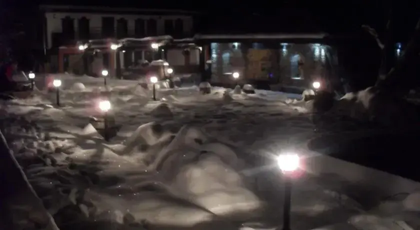 Боженци: Guest House Kmetovite