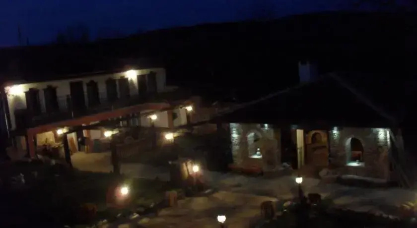 Боженци: Guest House Kmetovite