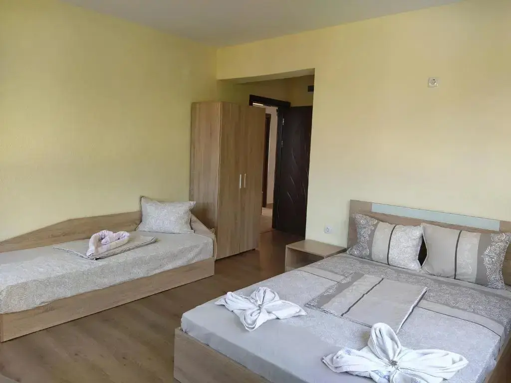 Калофер: Guest House Proynovi