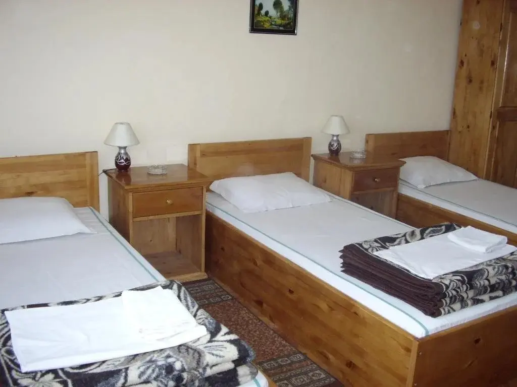 Петрич: Family Hotel May