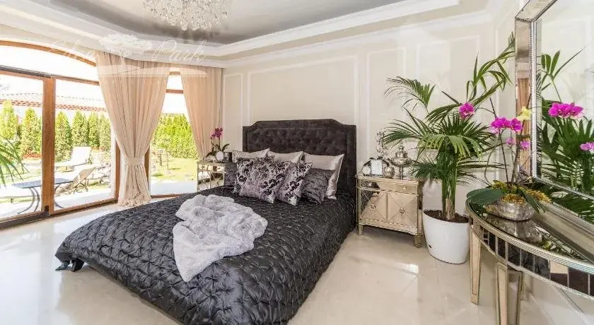 Тънково: Eden Park Luxury Villlas