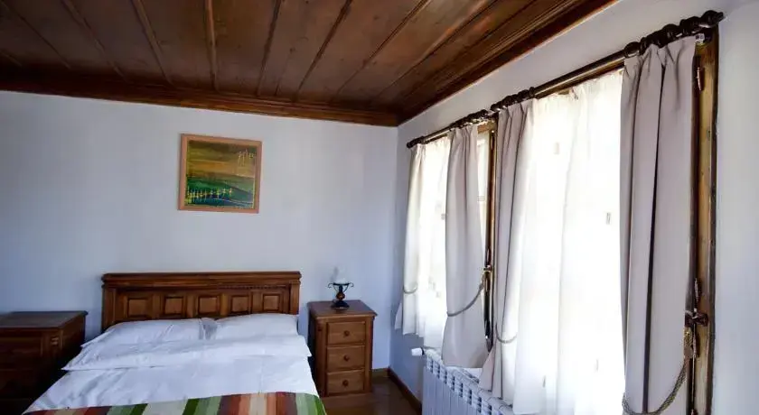 Горна-Оряховица: House of St. George