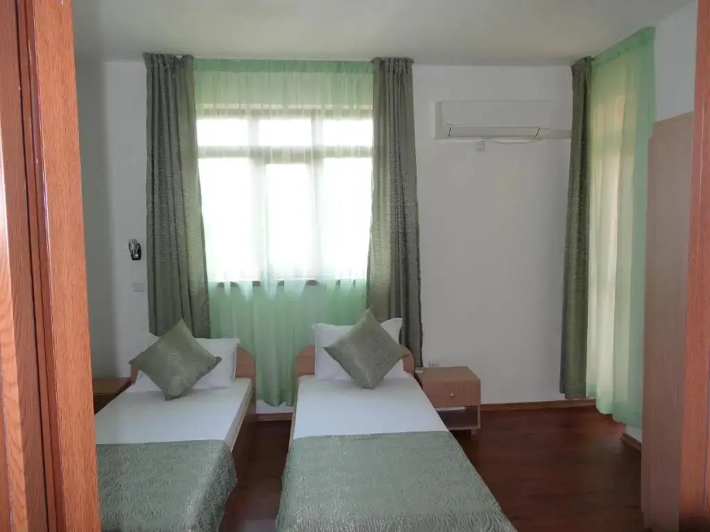 Горна-Оряховица: Guest House Ivanini Houses