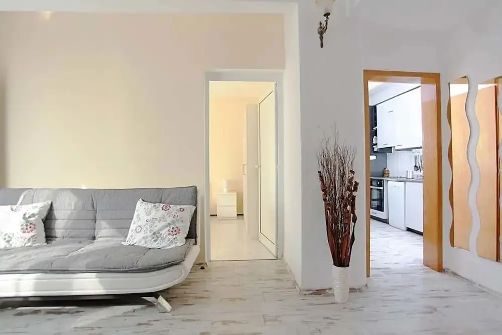 София: Raya Maisonette