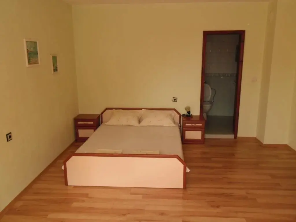 Бургас: Dobrevi Guest House
