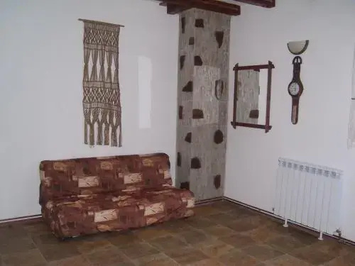Девин: Perika House