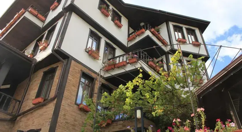 Девин: Devina Guest House