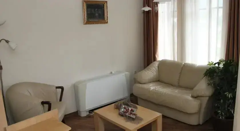 Девин: Devina Guest House