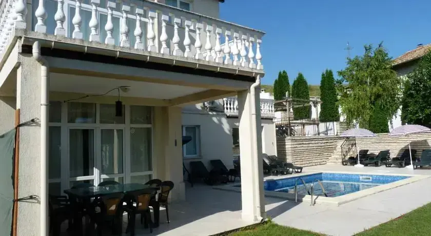 Балчик: Villa Lucia