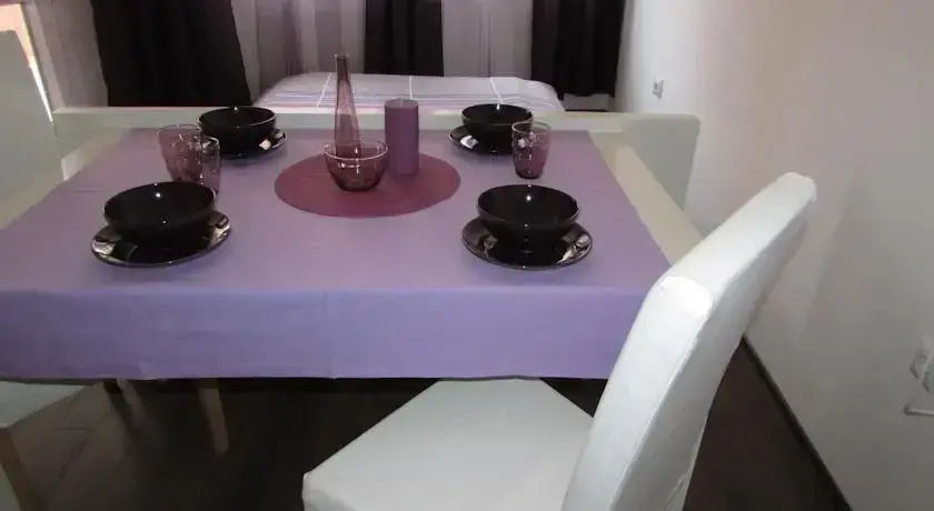 Поморие: Purple Orange Studios