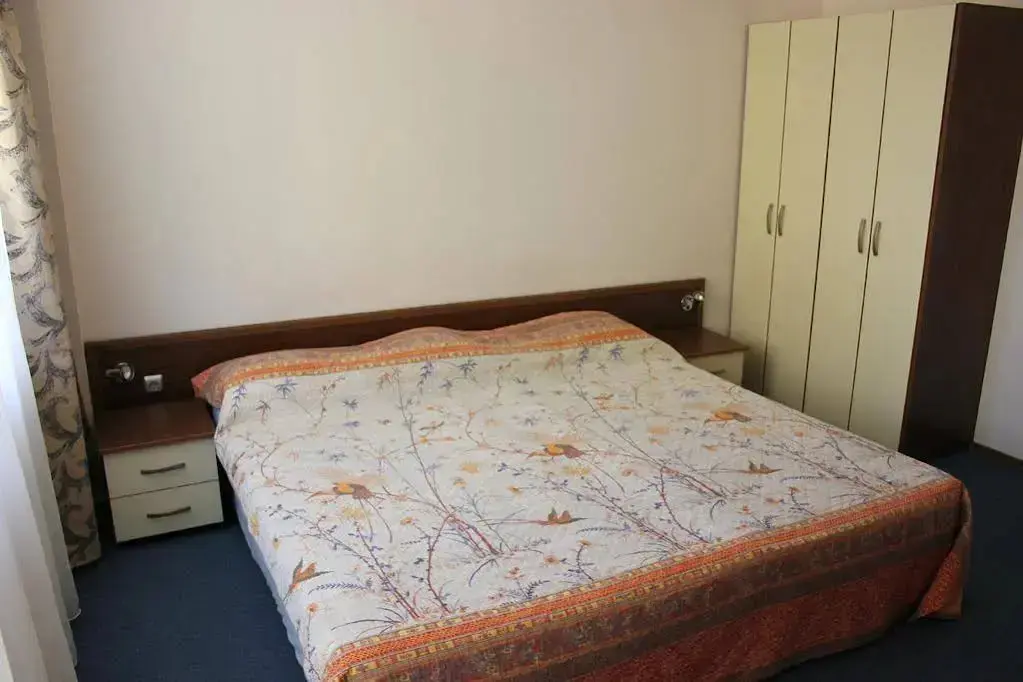 Поморие: Family Hotel Electra