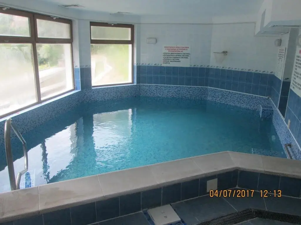 Чепеларе: Fisherman's Hut Hotel