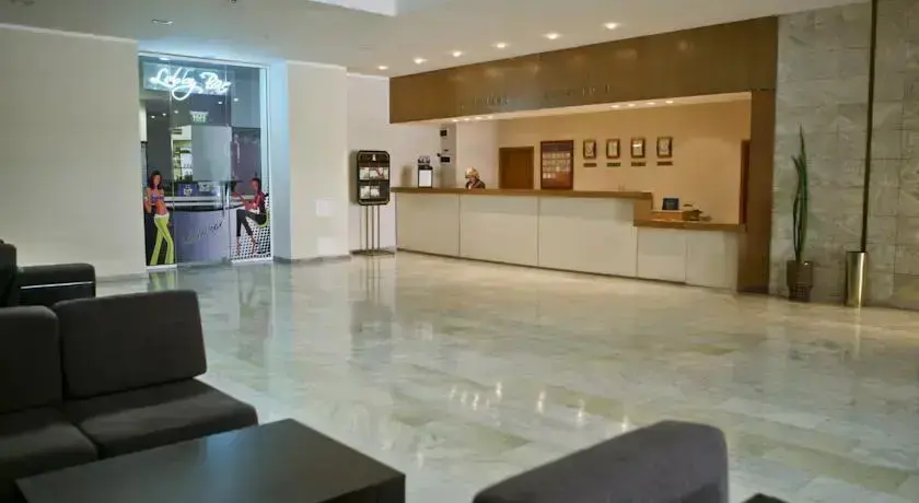 Добрич: Hotel Bulgaria